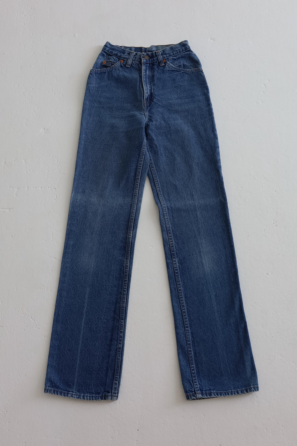 VINTAGE LEVI'S | SIZE 21