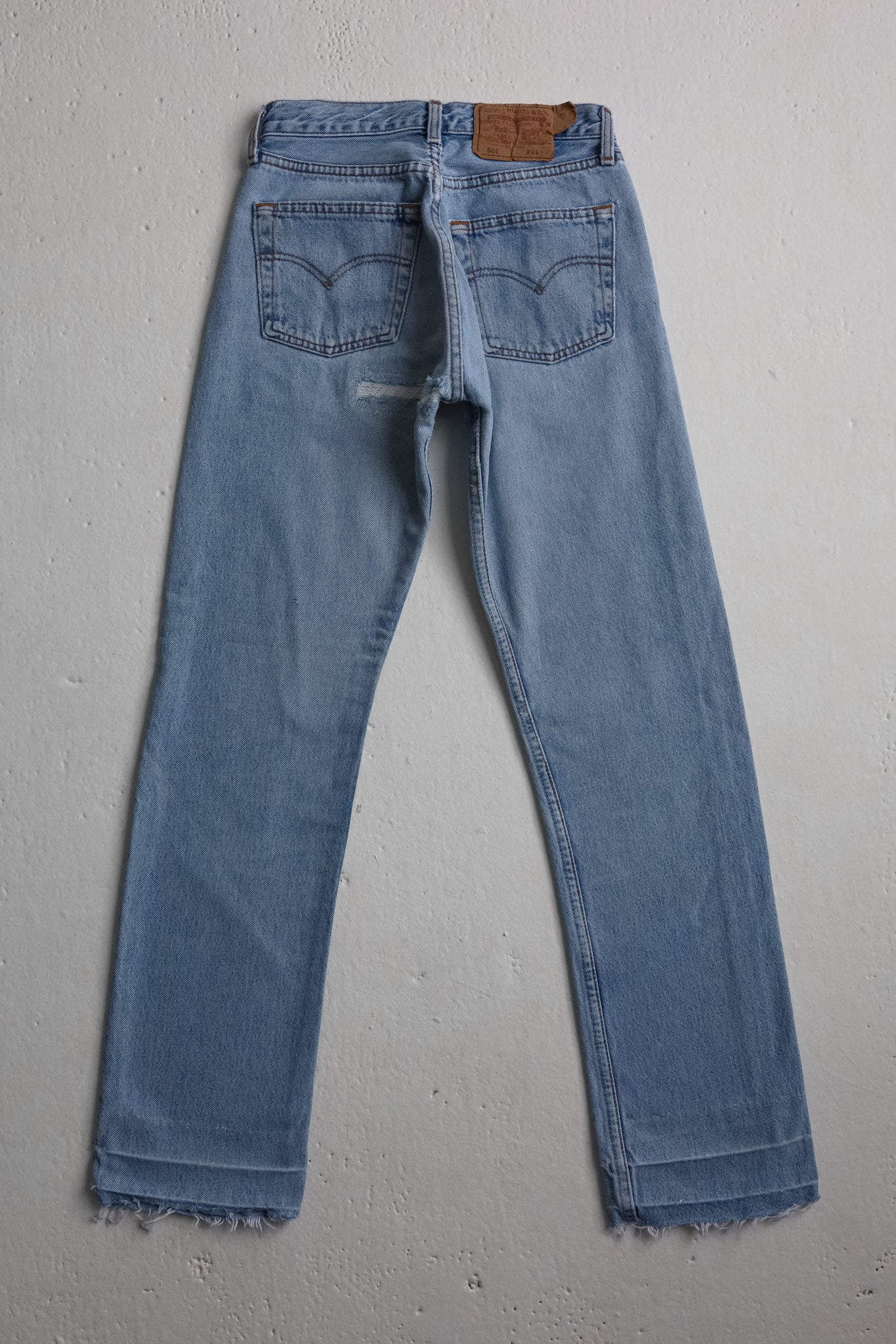 501 VINTAGE LEVI'S | SIZE 23