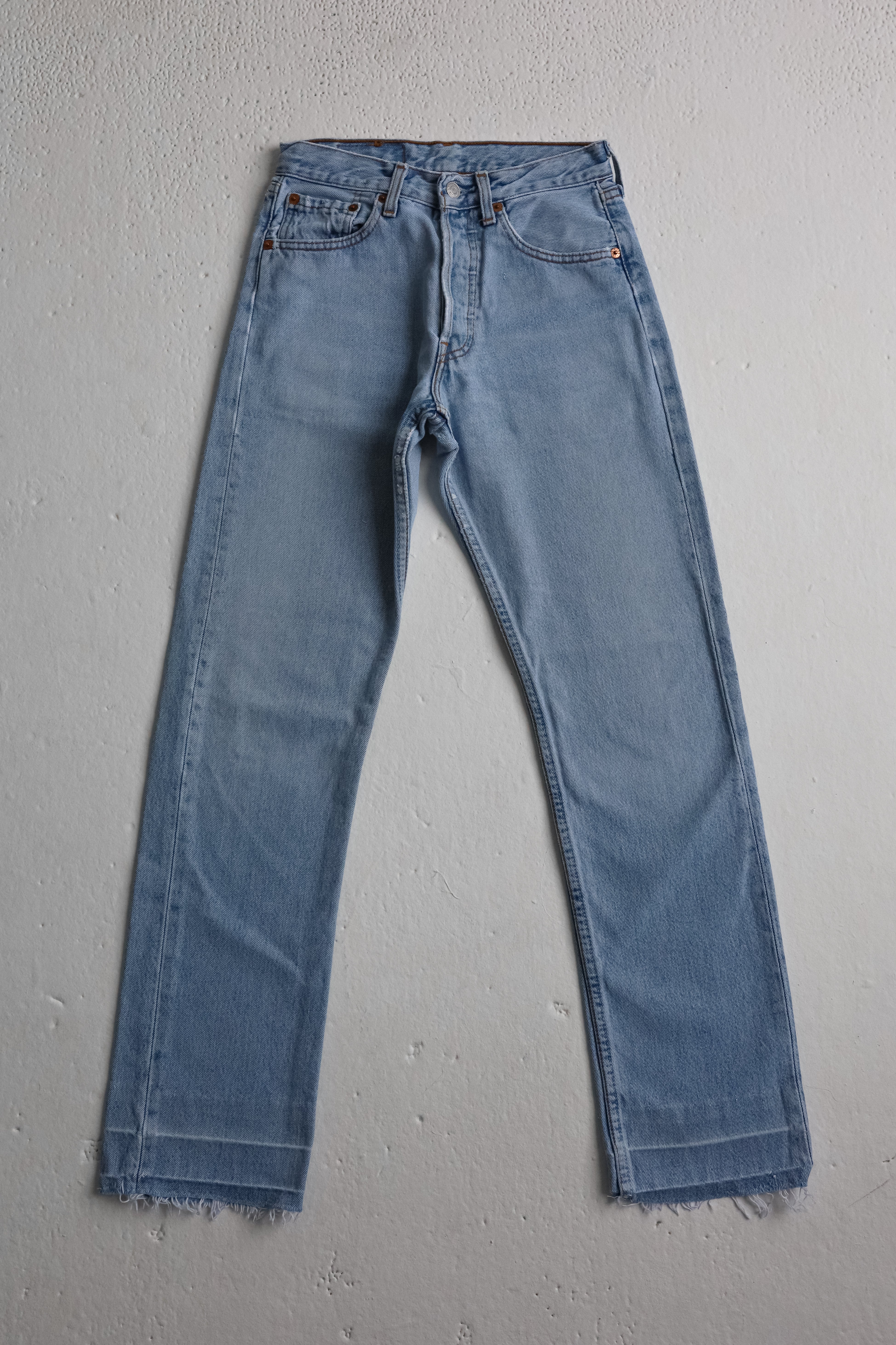 VINTAGE JEANS – DENIM BY ORLEE