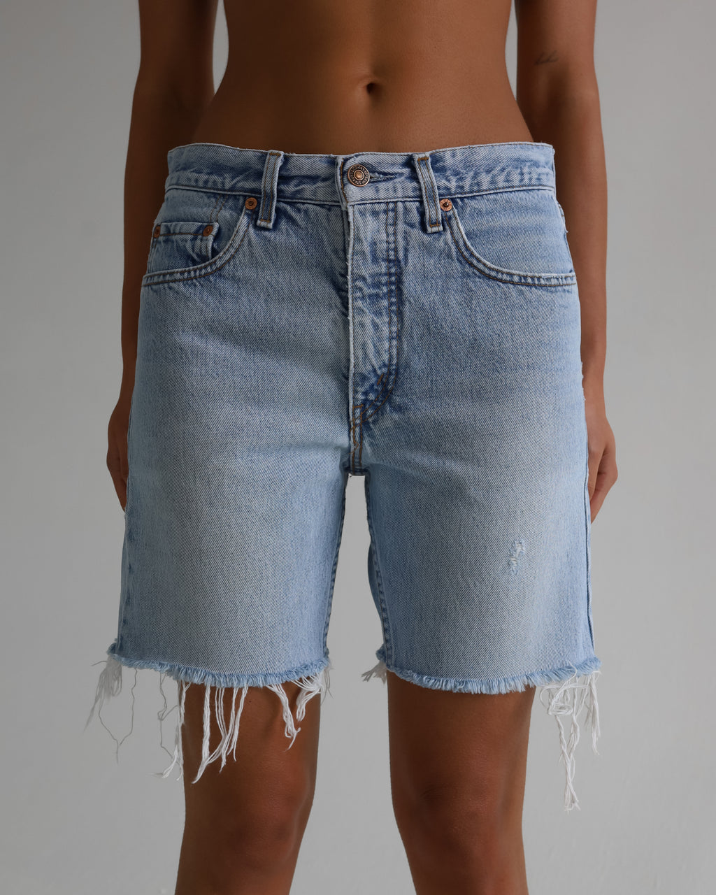 VINTAGE LEVI’S | SIZE 28