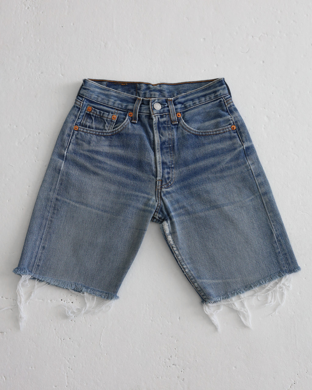 501 VINTAGE LEVI’S | SIZE 23