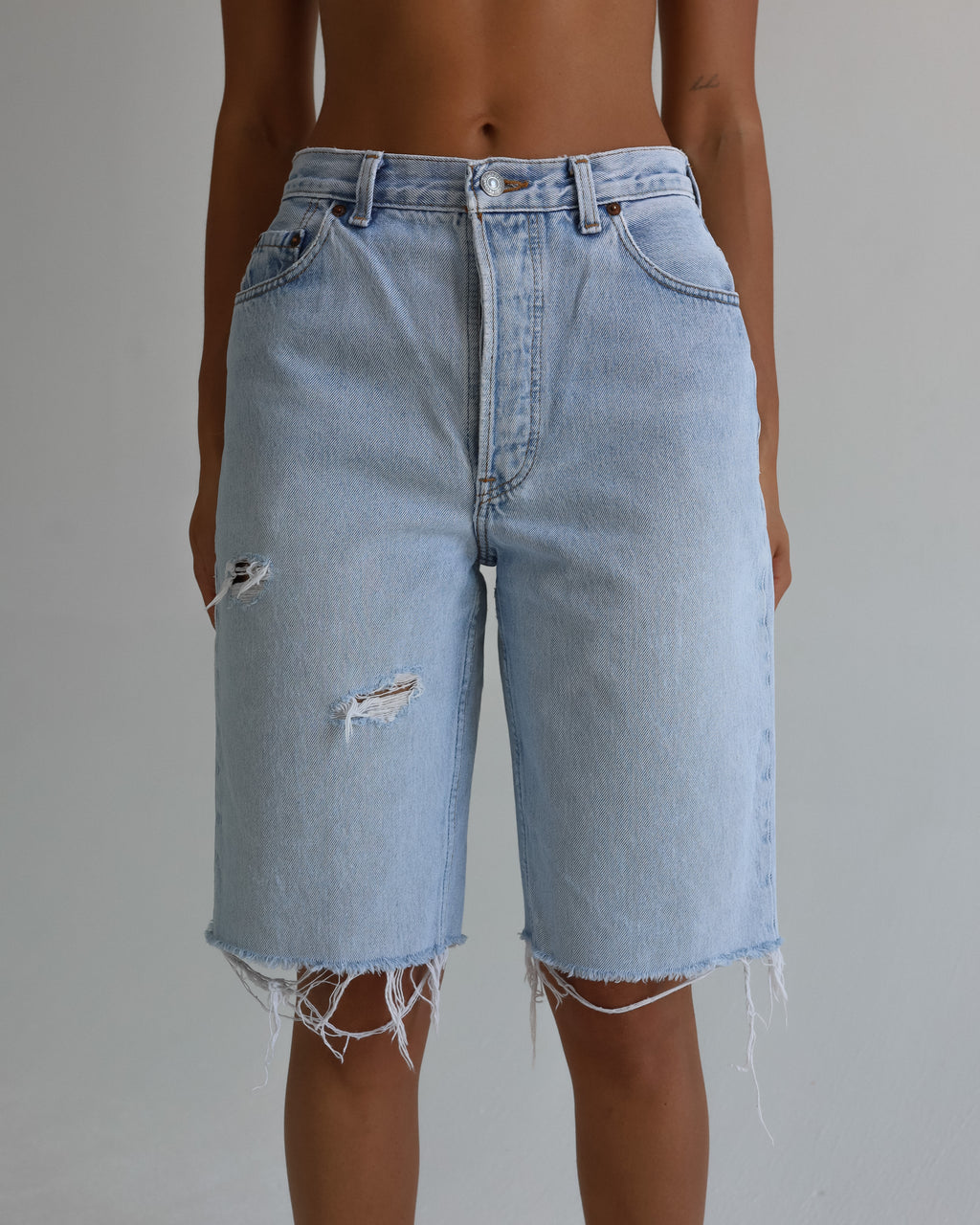 501 VINTAGE LEVI’S | SIZE 24