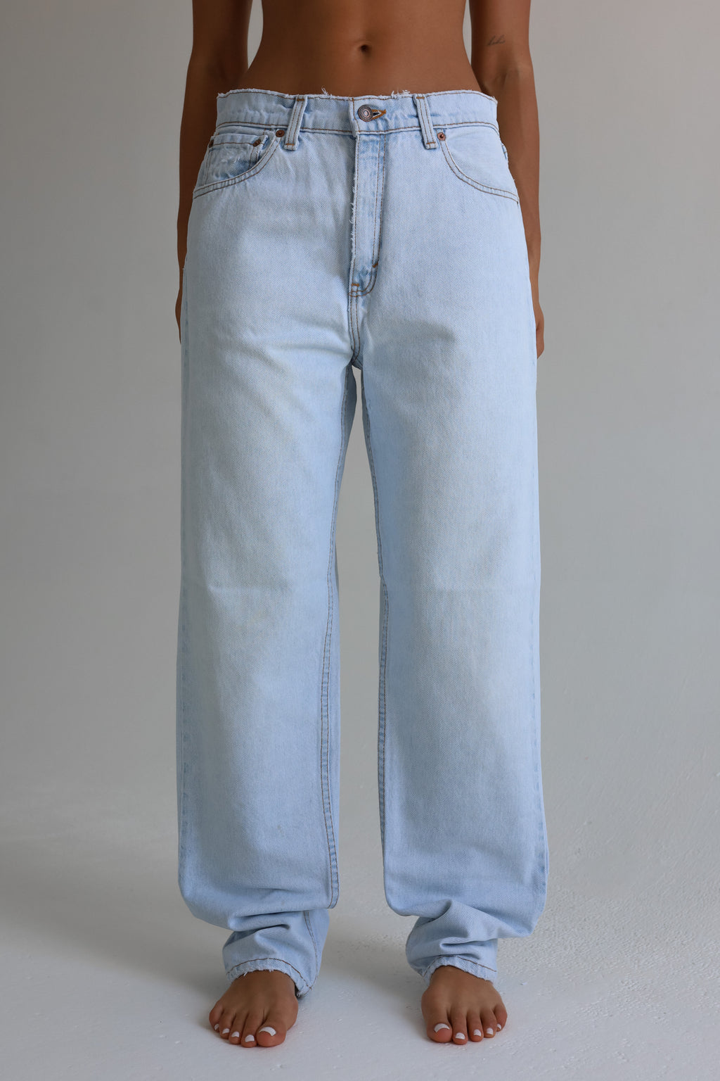 560 VINTAGE LEVI'S | SIZE 27
