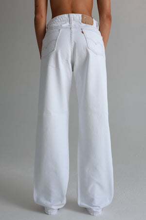 VINTAGE LEVI'S | SIZE 28